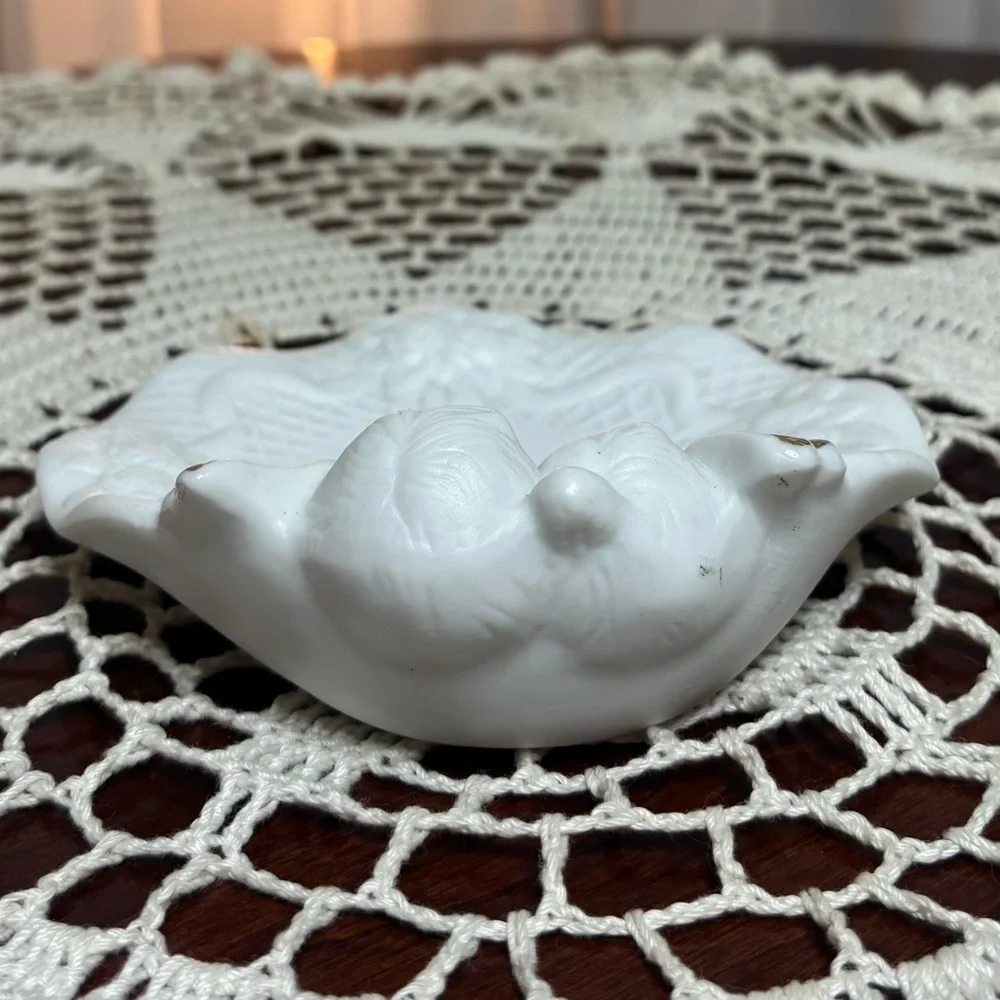 Victorian Angel Plate Jewelry Trinkets Soap Dish White Porcelain Gold Trim Wings